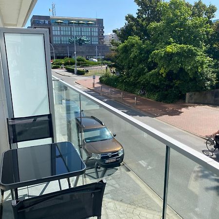 St James - Park View - High End Appartement 奥斯滕德 外观 照片