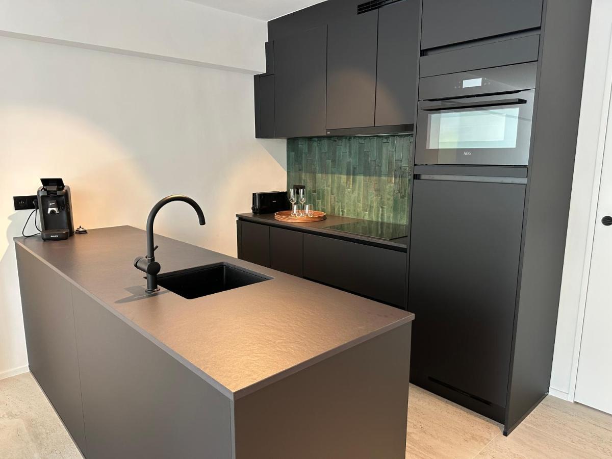 St James - Park View - High End Appartement 奥斯滕德 外观 照片