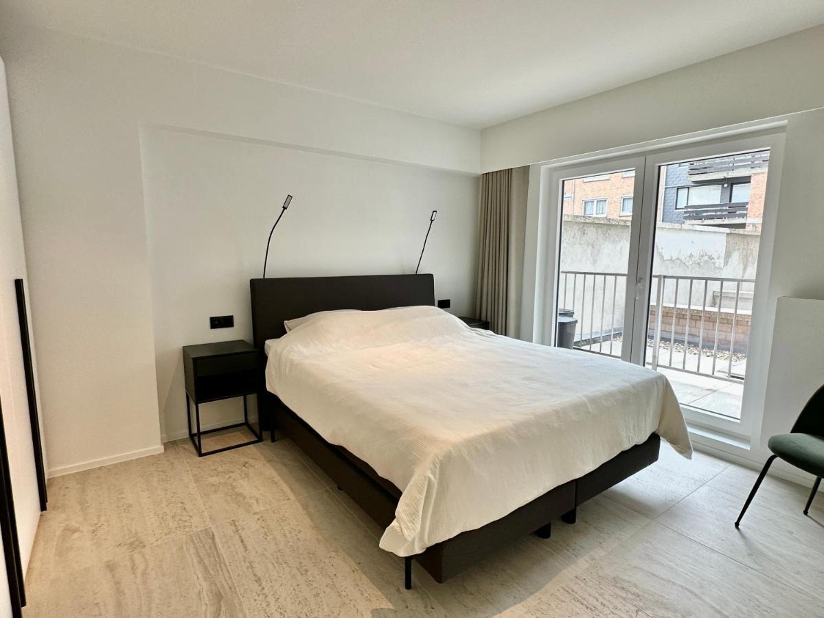 St James - Park View - High End Appartement 奥斯滕德 外观 照片